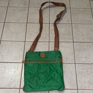 Vintage Tory Burch Green Quilted Swingpack Crossbody Bag with Leather Strap